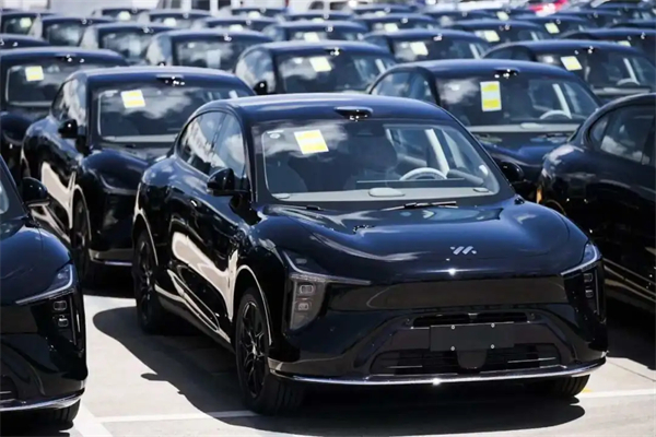 新产品矩阵加快推进“上汽方案”，全面深化改革显成效