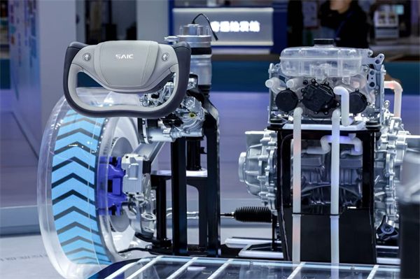 半年“六连涨”销量夺冠军 上汽集团破局而立