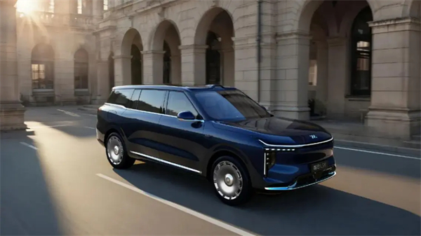 没有永远的C位，只有穿越周期的主心骨