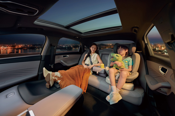 荣威M7 DMH重磅上市,限时美好价8.58万元起享新能源时代家轿王