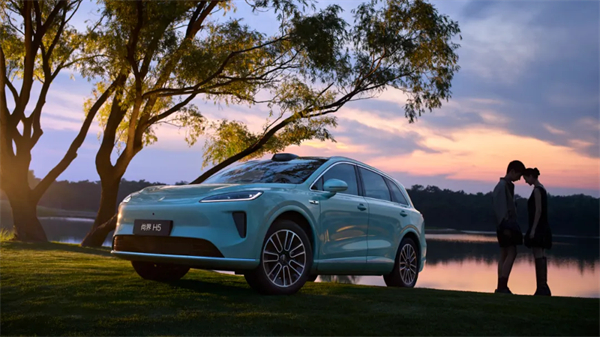 上汽穿越周期，遇见破晓