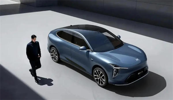 上汽七连涨背后,一场关于中国汽车变革的深度叙事