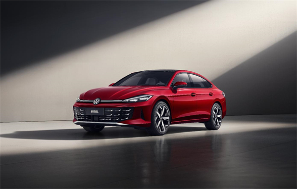 销量“七连涨”,产品技术密集落地!上汽集团“三箭齐发”