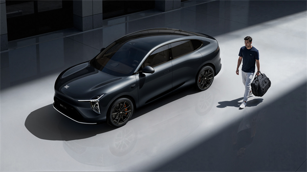 新一代智己LS6预售惊爆价20.99万起 首搭划时代“恒星”超级增程,撼动大五座SUV市场格局