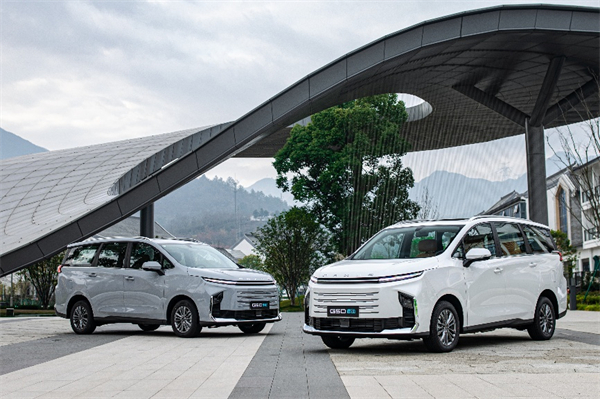 全球唯一10万级混动MPV——上汽大通 G50 混动上市，售价13.98万起